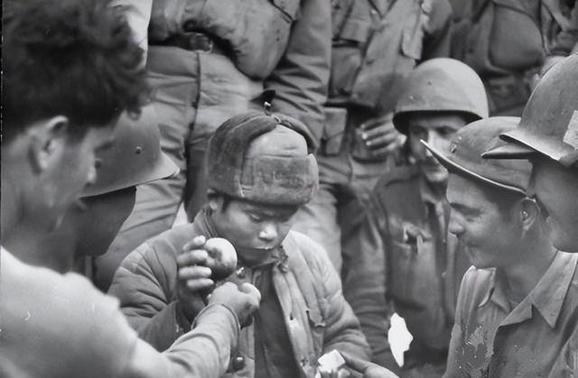 1954年，55名被俘的志愿军战士，选择前往中立国巴西。他们放弃了回到中国大陆，