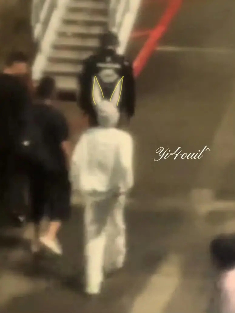 人类终于发现小兔精了朱志鑫一路向海的少年