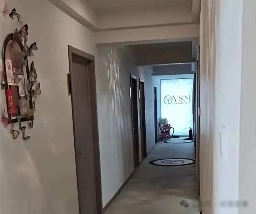 女子全裸做SPA被安排男技师要求道歉！店家:男孩长得标致，都能做你儿子了

20