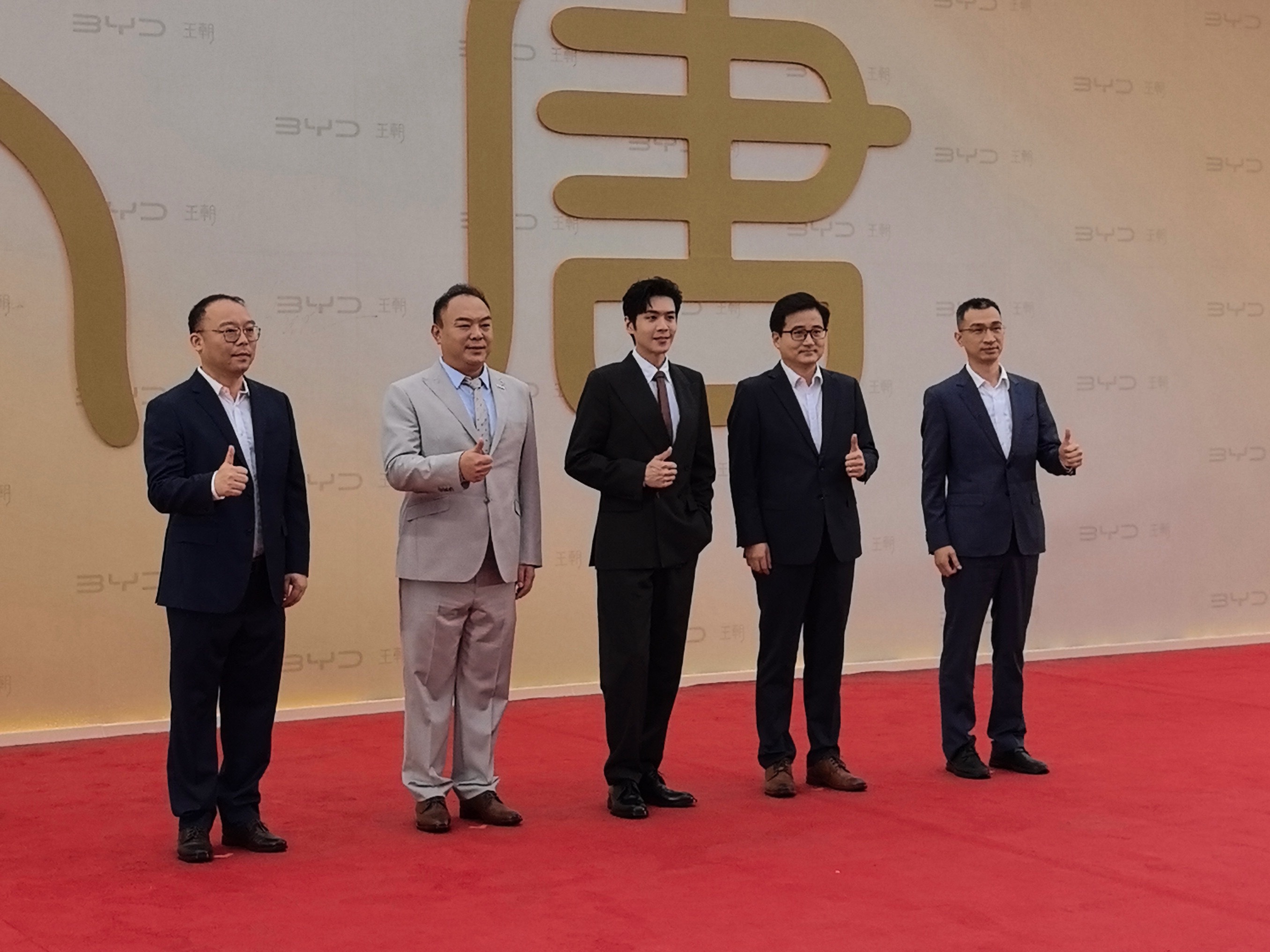 遇水则发！打卡比亚迪大唐EV发布会，张若昀也来了～ 西安·永宁门-中华第一迎宾礼