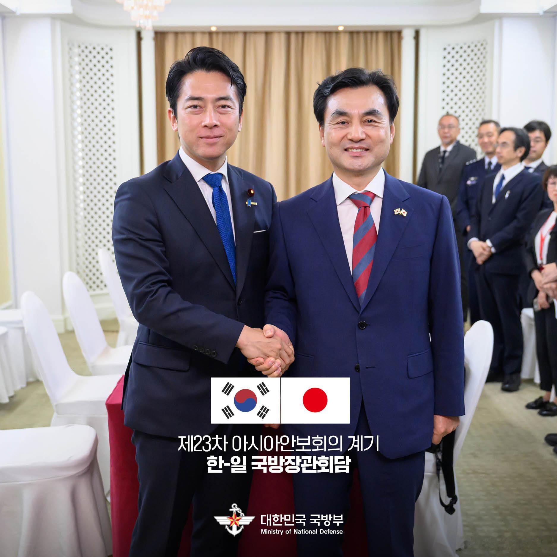 韩国国防部称：“本次会谈商定，将于6月实施时隔9年重启的韩国海军与日本海上自卫队