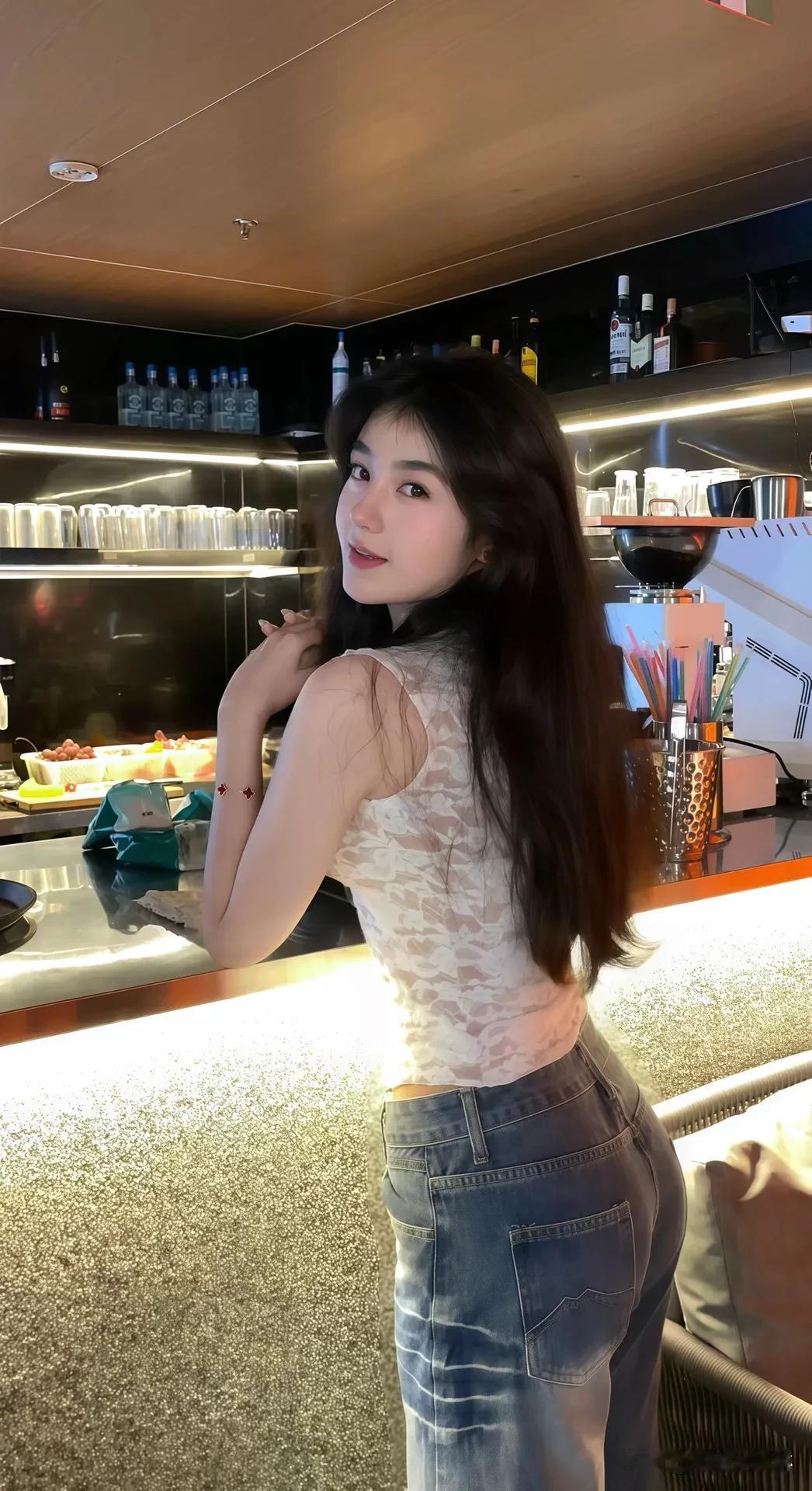 今日心动瞬间  
颜值暴击！
每一帧都美到失语 
镜头下的你，光芒藏不住～