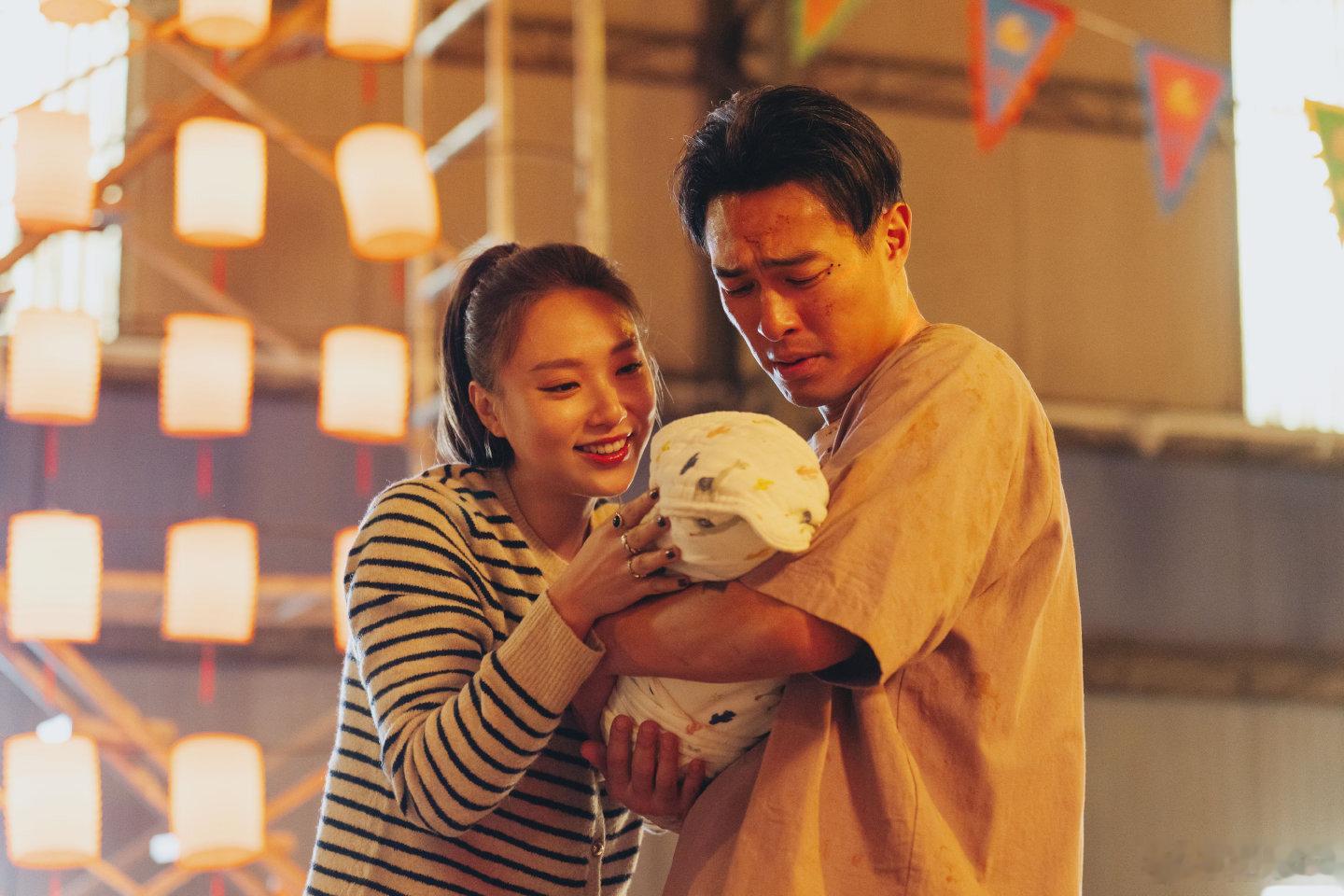 为打call！凭借在《监所男子囚生记》中饰演吉娃娃入围金钟奖，用心打磨角色的演员