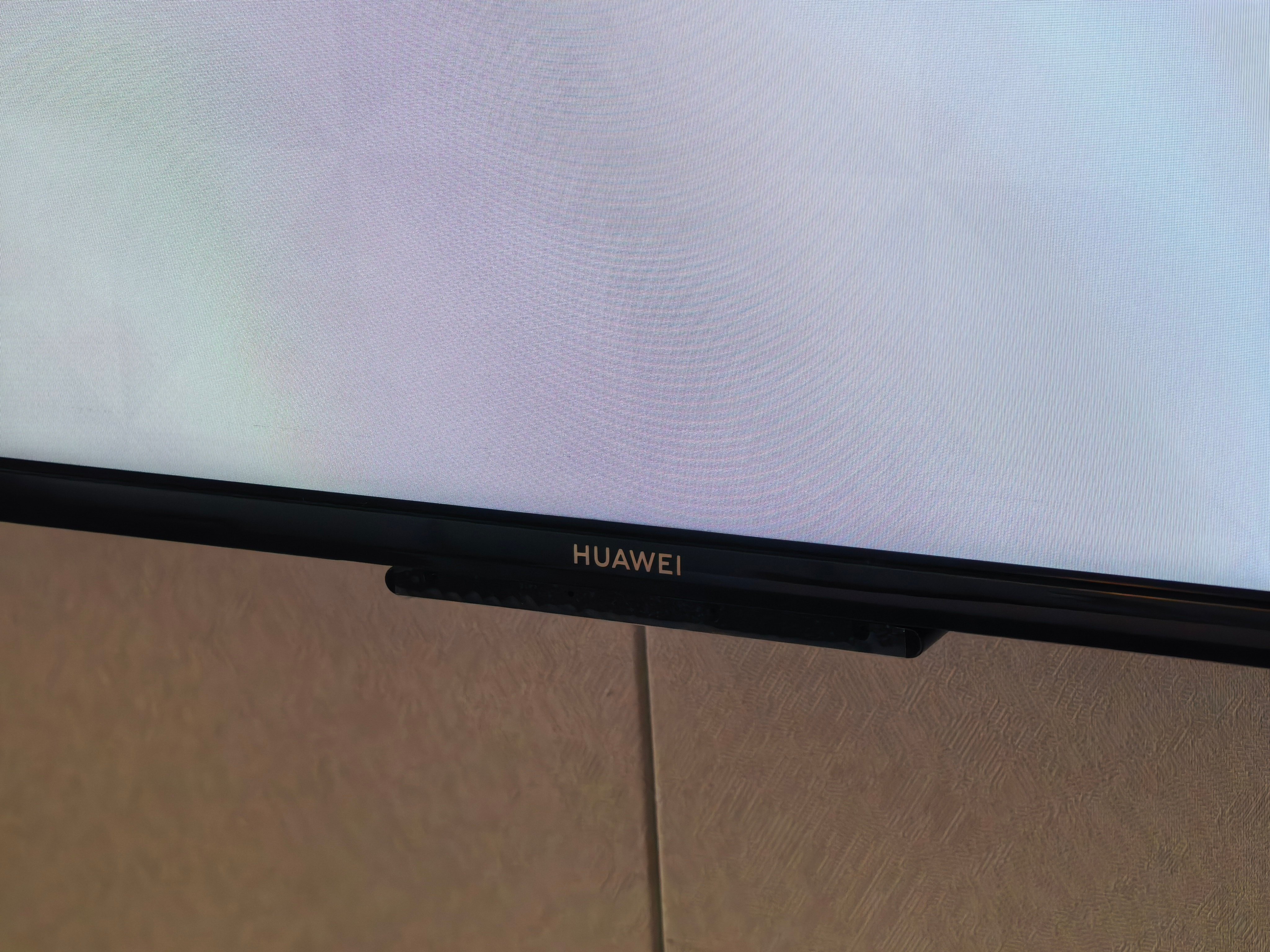 果然高档酒店里用的电视都是华为智慧屏 深圳·大梅沙京基海湾大酒店