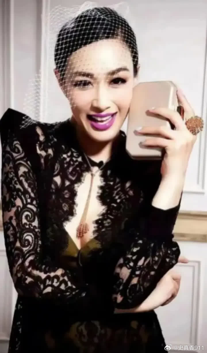 2015年，张伦硕无车无房存款5w，认识了二婚带3娃，身价10亿的钟丽缇时，他说