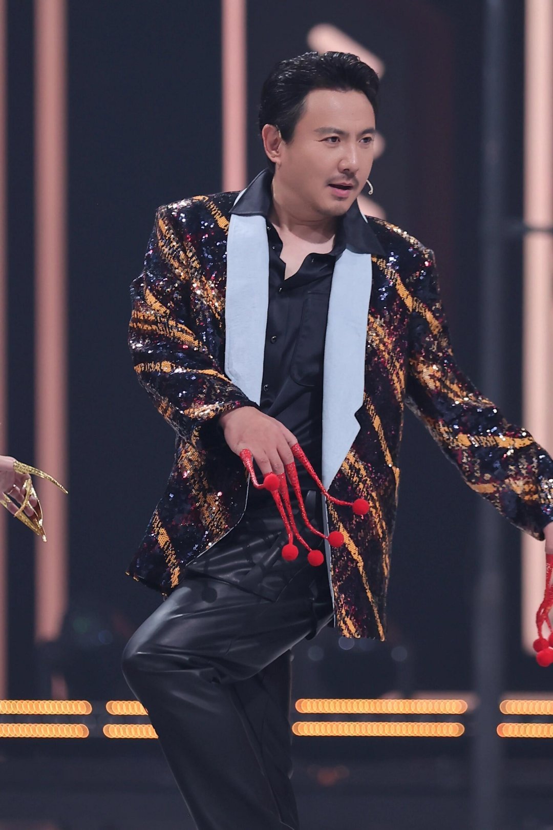 #沈腾光站在那里我就觉得好笑#沈叔叔简直就是长在我笑点上的男人啊，他什么都不用做