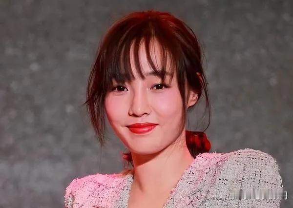 男士们集合了，这样的老婆大人你敢要吗？
第一位:宁静性格太强势
第二位:张雨绮性