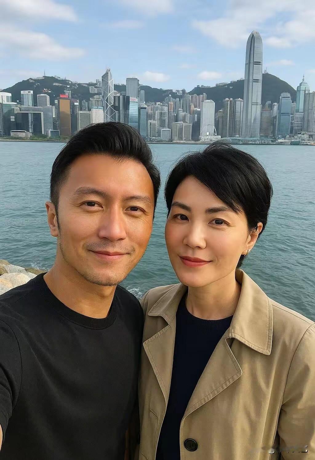 谢霆锋还是谢霆锋，那旁边的这个女人是谁呢？