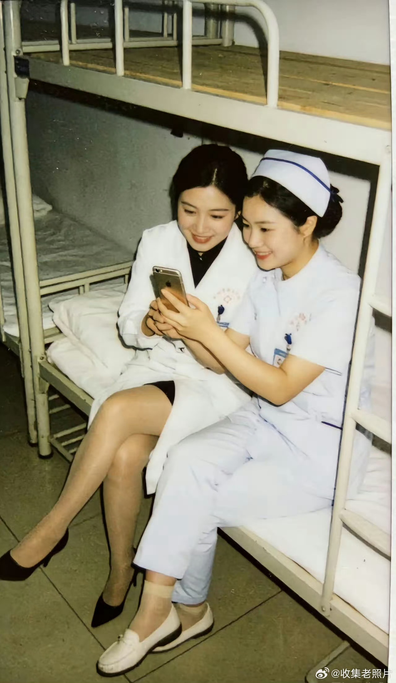 还是那个年代的自然美好看，哪像现在的科技狠活脸太多