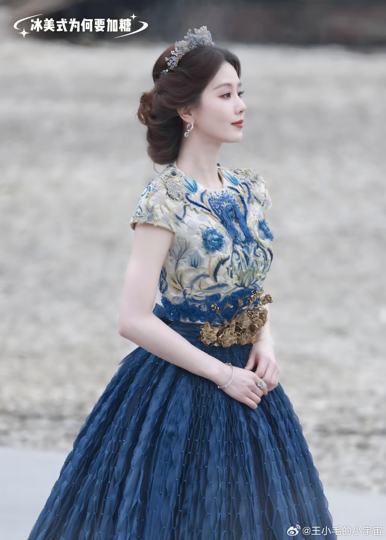 刘诗诗感谢复刻龙葵头冠网友刘诗诗收到龙葵头冠梦回仙剑三经典永不过时！网友匠心复刻