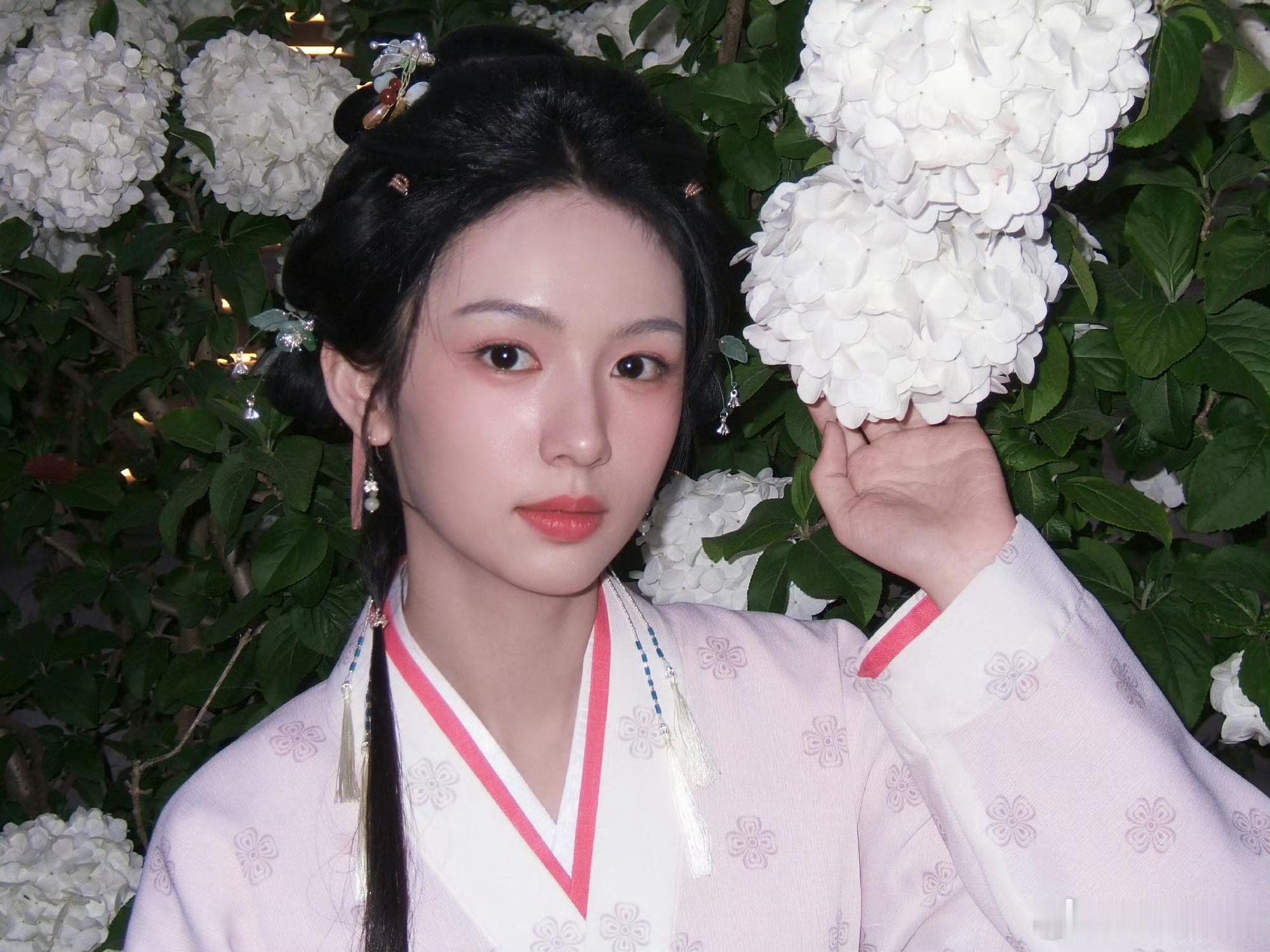 周也三十六宫格周也发了36宫格 周也发了36宫格 女神我来了 ​​​