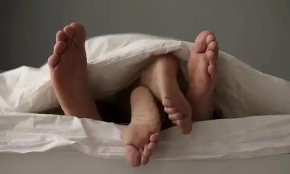 “女人要自尊自爱！”山西吕梁一女子遭前男友持私密照勒索，结局让人深思。
2024