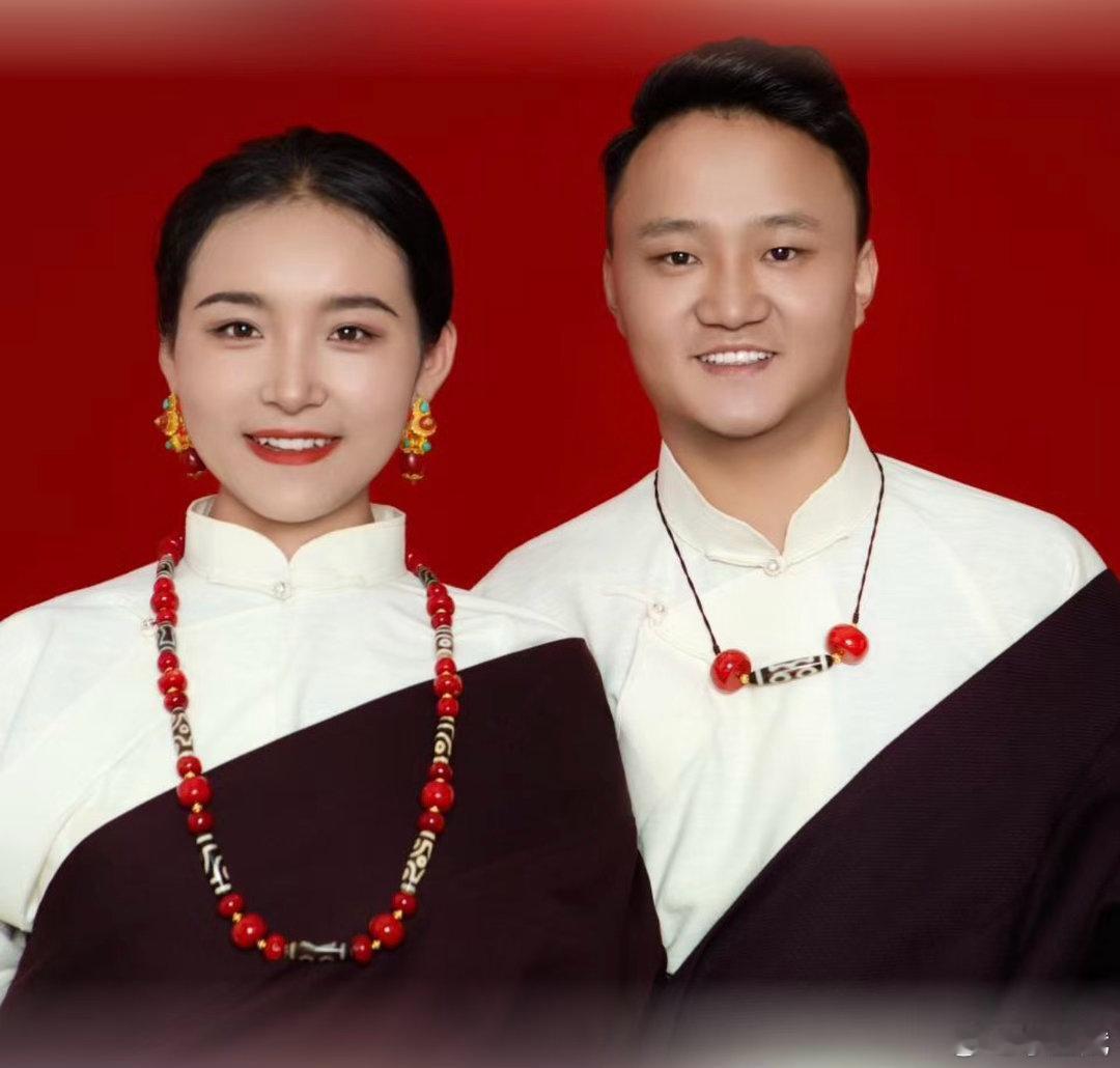 2016年八月玉树结识的藏族小伙小丁，一别十年，收到了他周日大婚的请柬恰逢成都车
