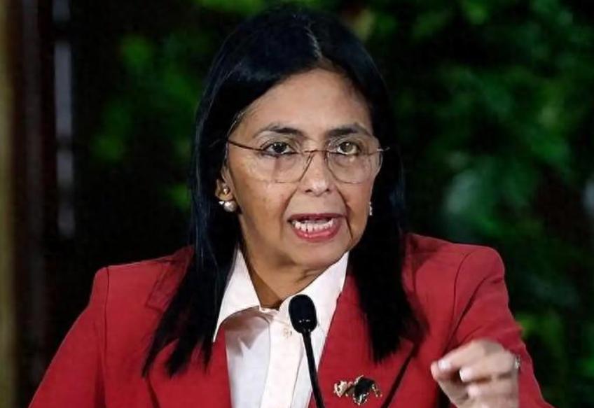 屁股还没把总统宝座坐热，美国人的“圣旨”就到了！这哪里是搞外交，简直就是把刀架在