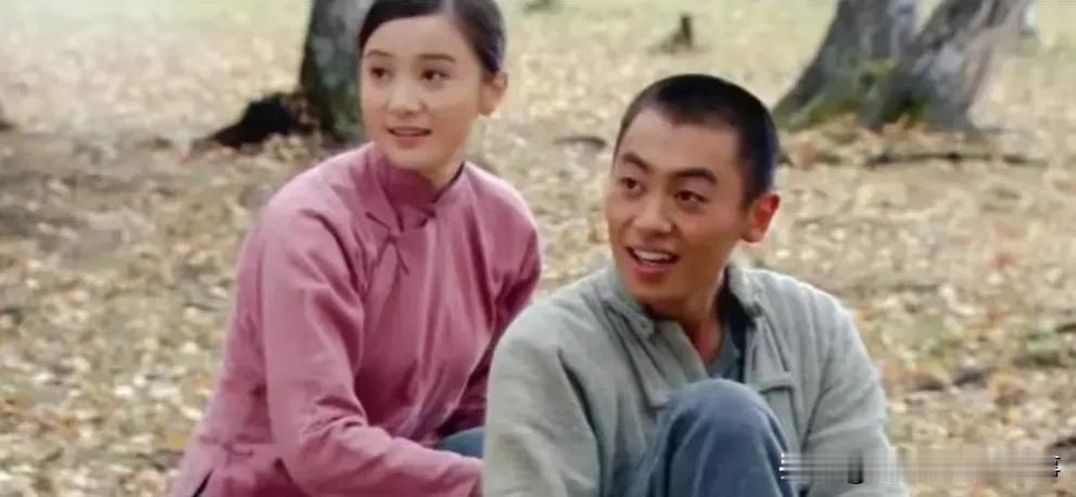 刷到网友提问《闯关东》里朱开山为啥死活不同意朱传武娶鲜儿？这背后的原因可太复杂了