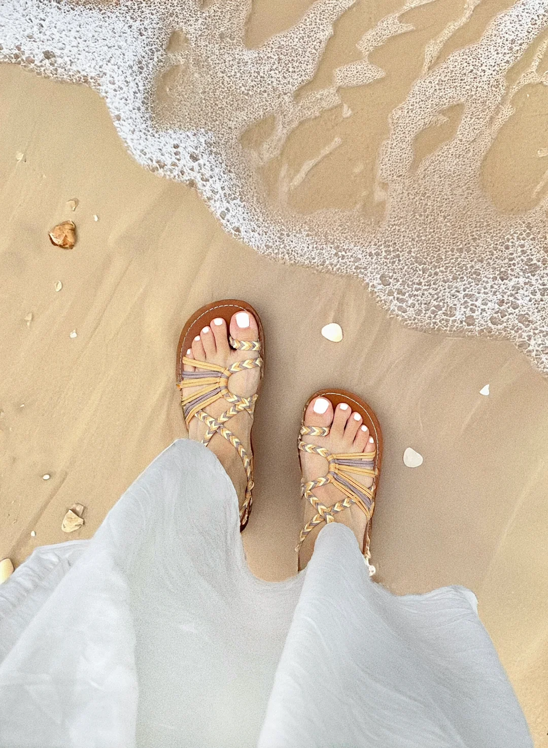 在泰国买到最满意的一双编织凉鞋