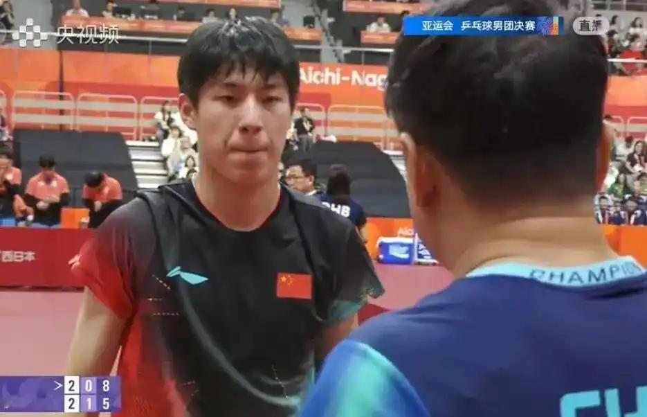 中国男乒在亚运会男团决赛中输给了日本队，这也是日本队时隔60年拿下亚运会男团金牌