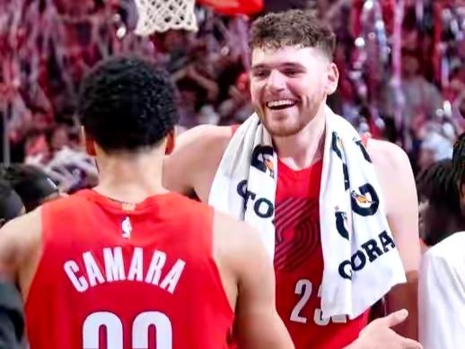 杨瀚森的机会？开拓者、凯尔特人轻微讨论克林根交易

据NBA记者Evan Sid