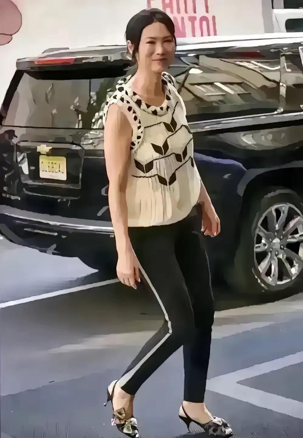 曾经的女神也老了，你能认出她是谁吗？