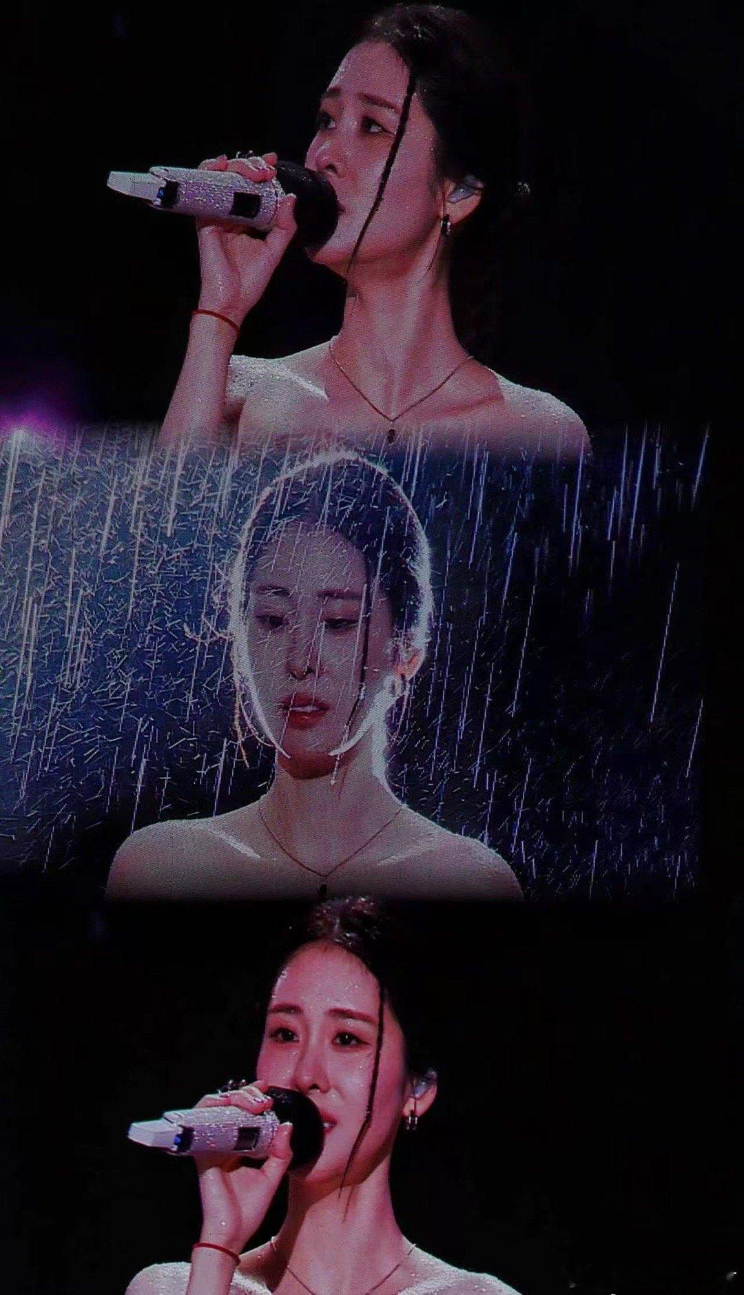 张碧晨的名场面收藏夹该更新了 舞台王者张碧晨携新造型来袭！满钻长裙耀眼，黑色礼帽