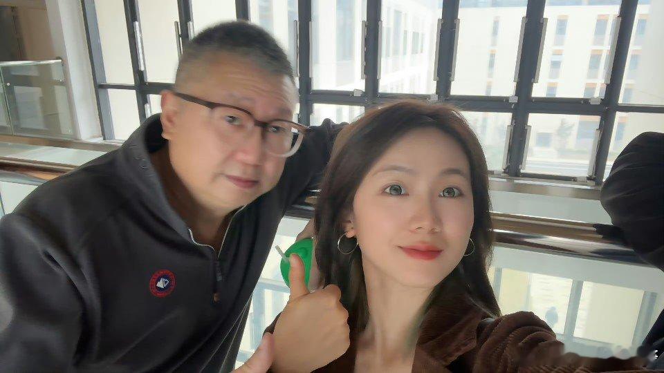 向琴琴刘良互相取关刘良向琴琴互相取关 向琴琴和刘良取关了，两人不是师徒关系吗，法