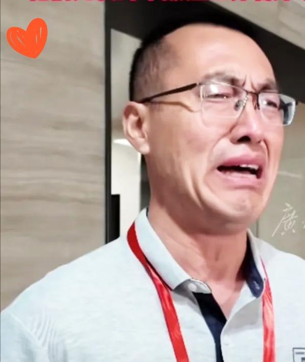 科技评委当场哭了！

不是委屈不是感动过头，是在广州琶洲世界算法大赛上，真真切切