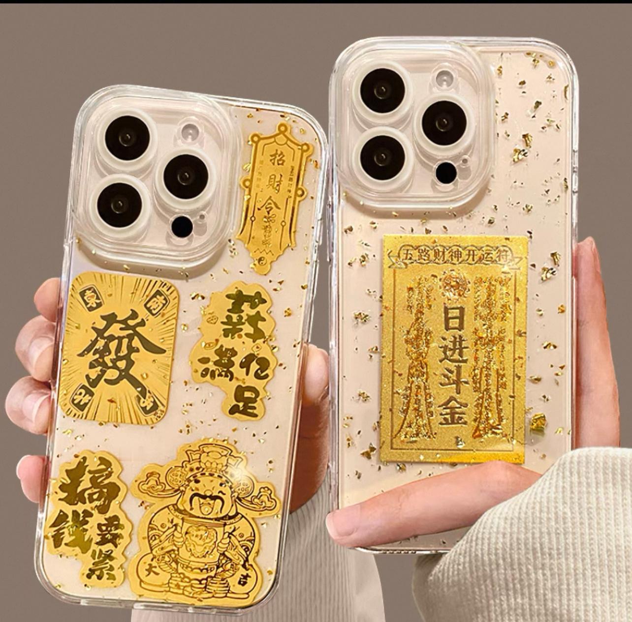 年轻人黄金贴手机主打一个情绪价值 我才发现黄金贴手机这么好看，喜欢这种设计吗？ 