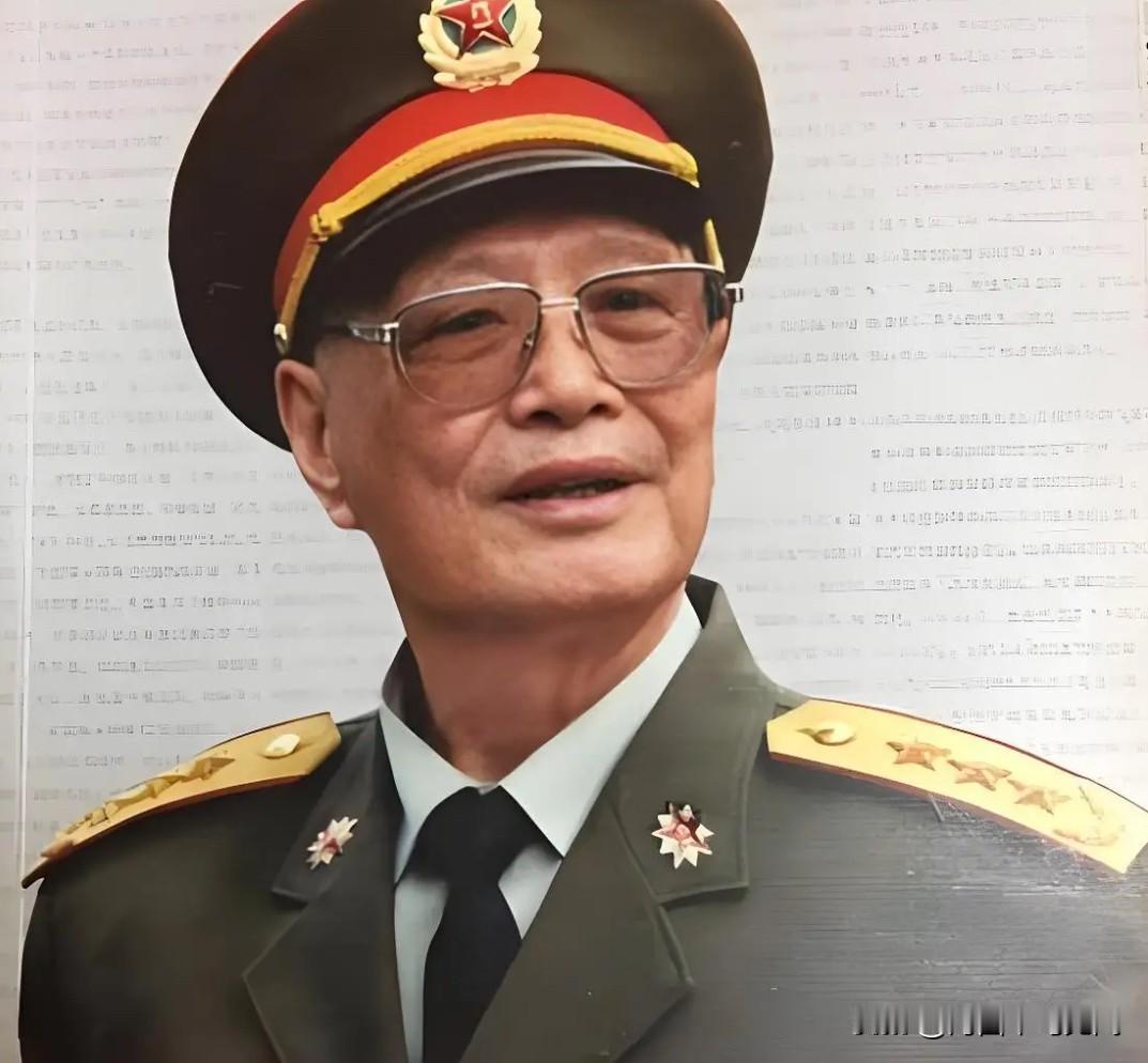 他是百岁开国将军，戎马生涯80余年。
他14岁参加红军，经历土地革命、抗日战争、