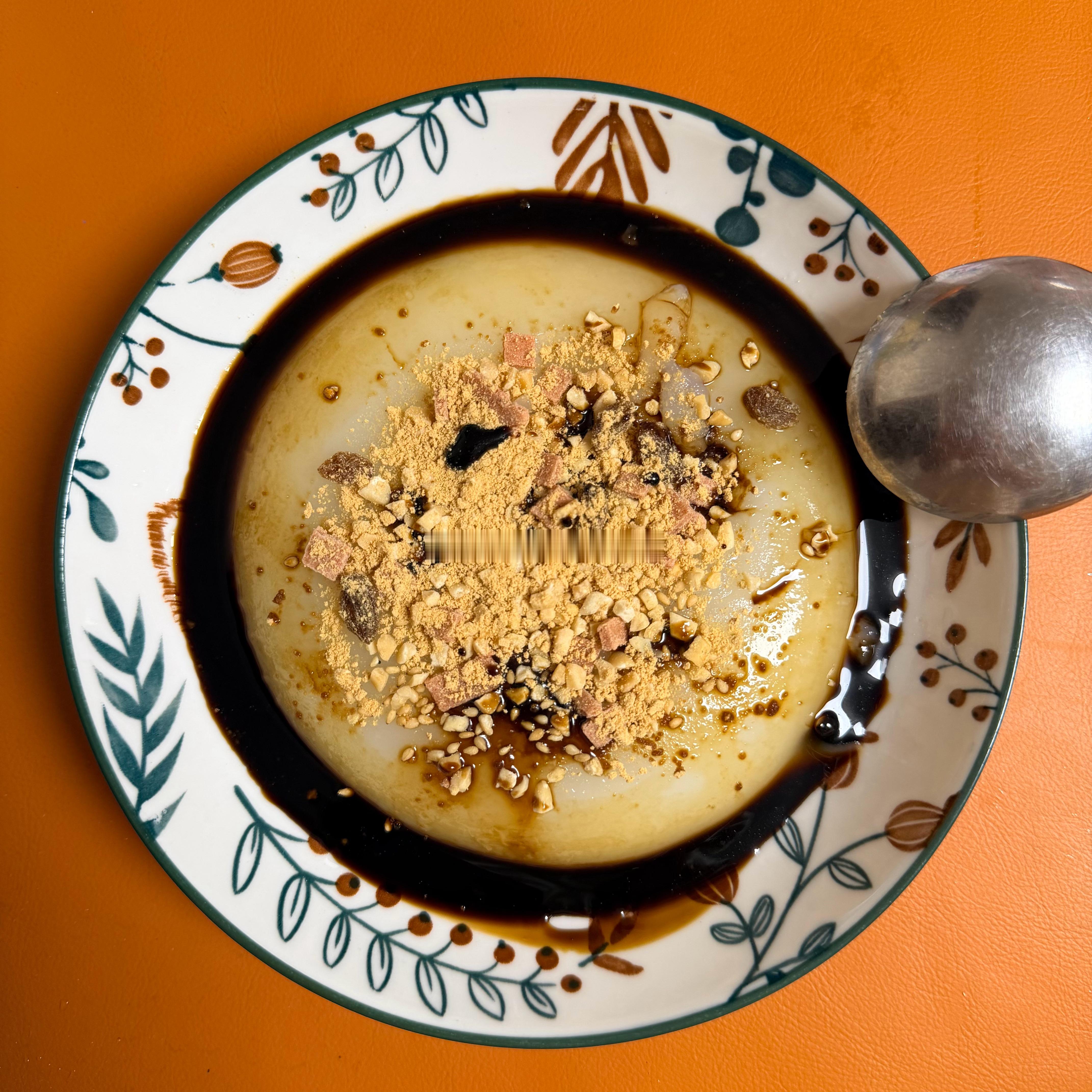 燥热的天，吃东西费劲，高汤粉已经收纳好，今天又熬了几锅凉糕、分享给左邻右舍，小时