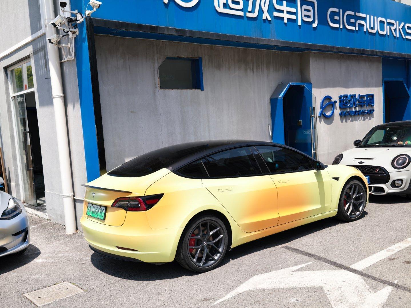 Model 3 一代经典，直接加速了如今新能源电动车。老客户过来，改了一台羞羞黄