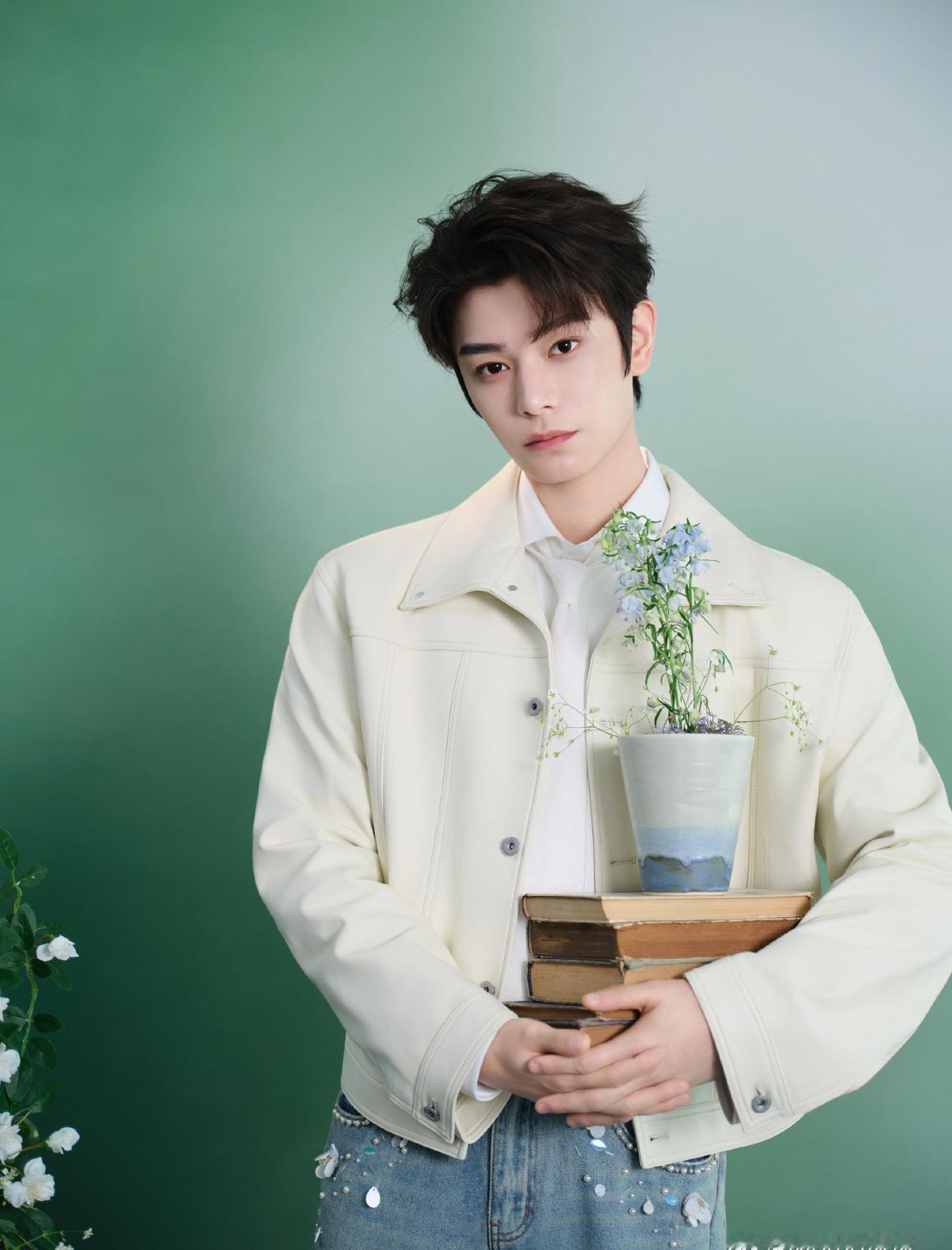 丁禹兮dyx丁禹兮南部档案dyx丁禹兮张海侠 

他们说，这个世界上，海最深邃，