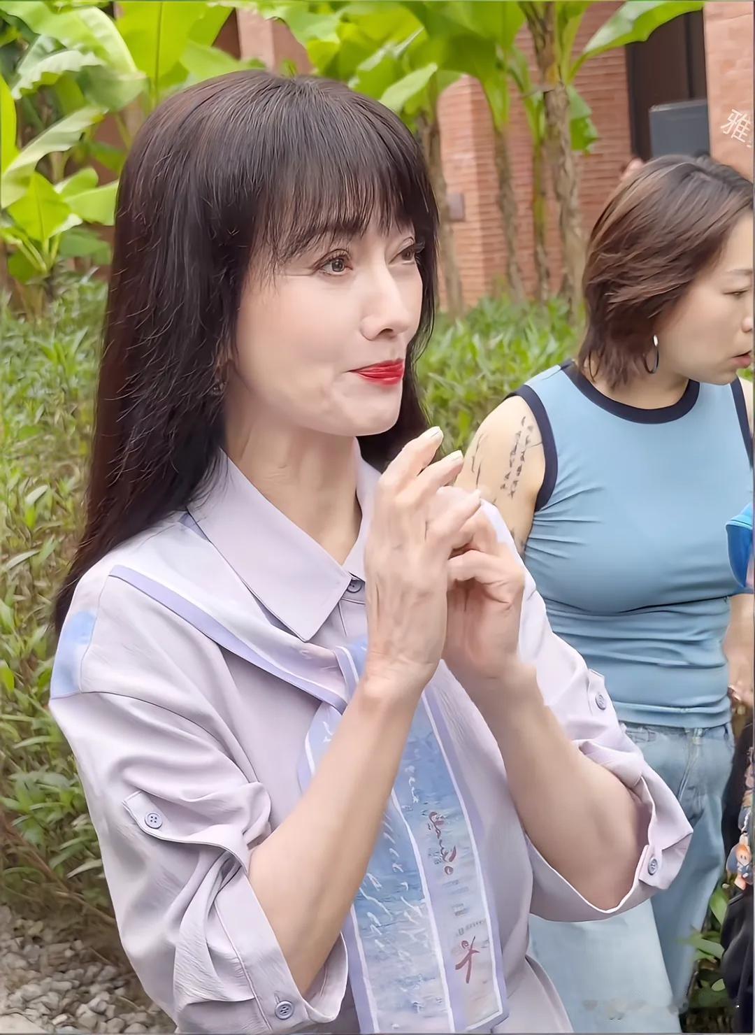 这样有钱出来干嘛 