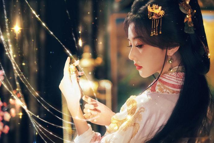 孔雪儿昭阳公主纸醉金迷写真孔雪儿昭阳公主纸醉金迷写真，好美好贵气！孔雪儿昭阳公主