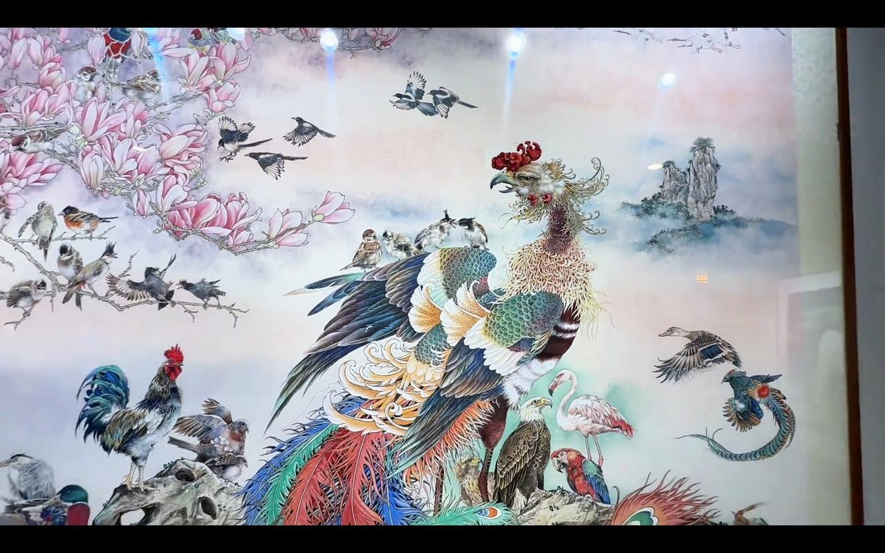 李老师提及明天股市利好频传，喜笑颜开，行情走势恰似凤凰展翅腾飞，“幸福”二字更是