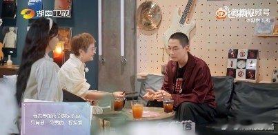 李承铉[超话]李承铉也害怕开家长会湖南卫视背后没想到李承铉也有怕的场合！家长会上