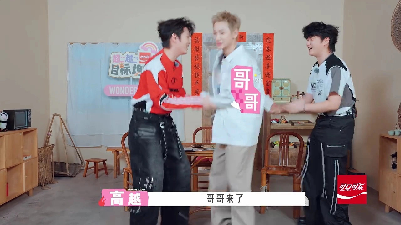 哥已经被缠住了（物理上 