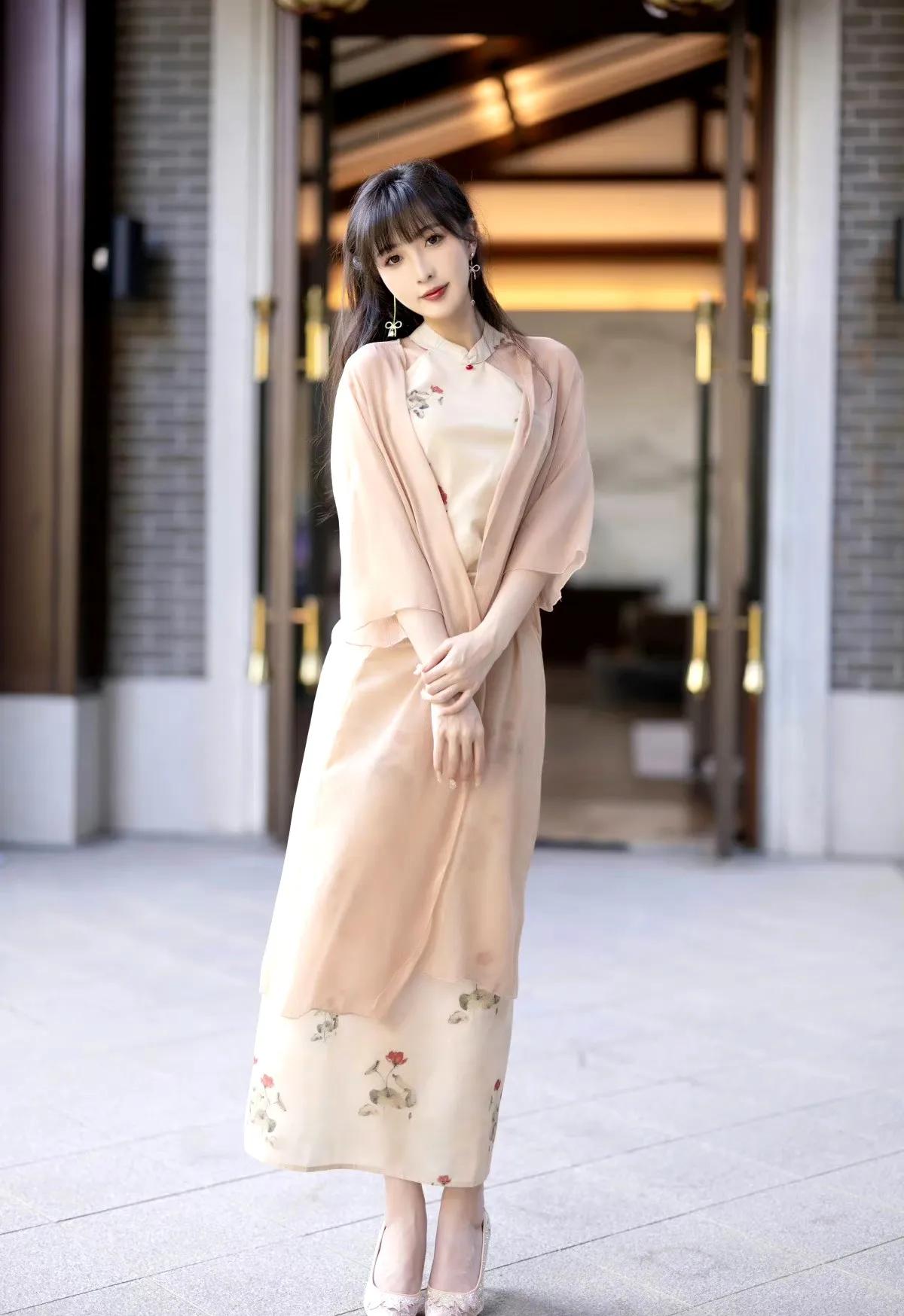 充满慈爱的工作会滋润你的心田，
​戾气十足的工作会让你的身心逐渐干涸。




