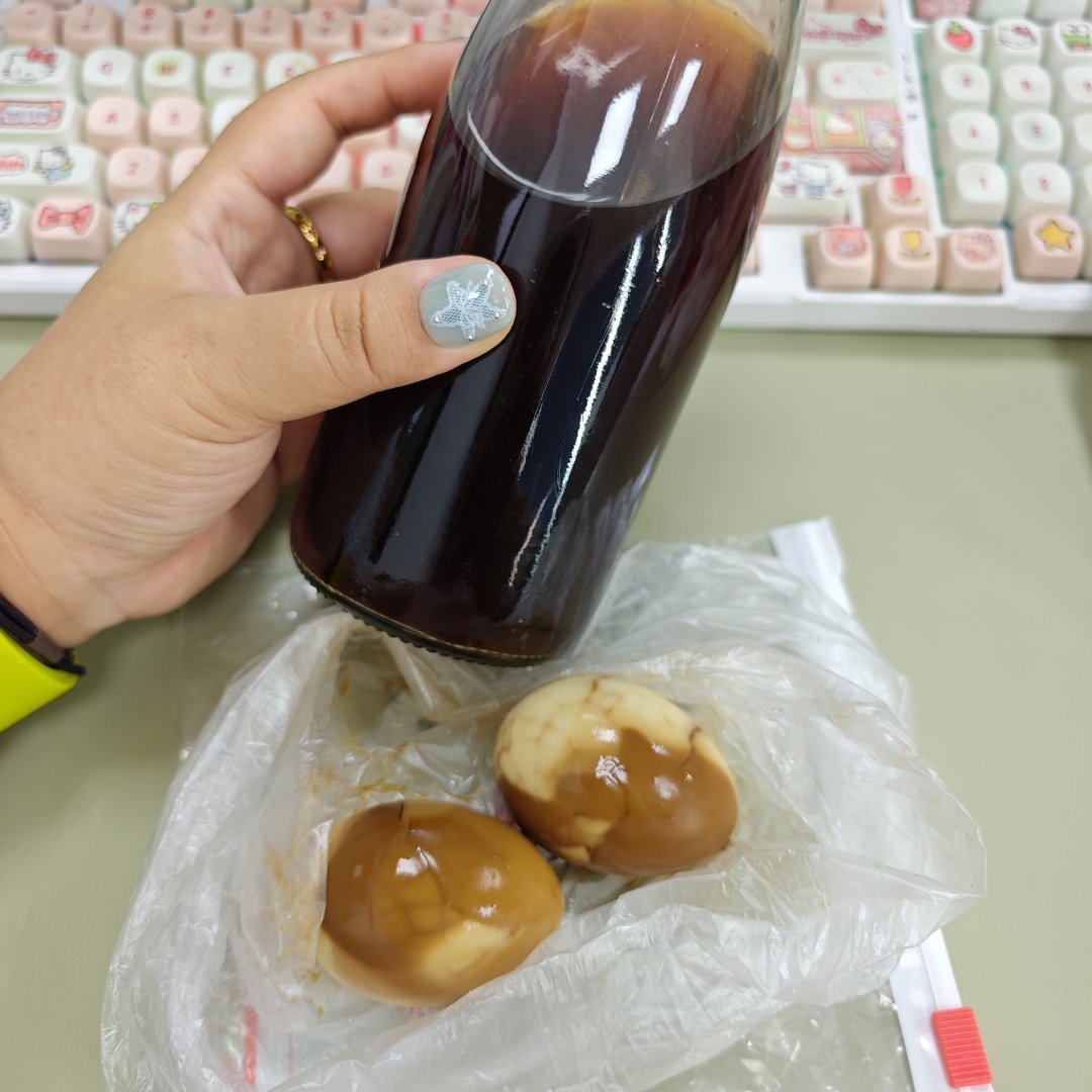 早啊！月末➕周五了！！代表离秋天又近了一步越热越不爱坐班车，每天都要骑车去公司，