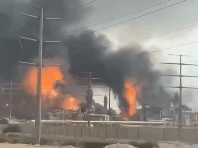 以色列袭击伊朗布什尔的能源设施，这是一次危险且前所未有的冲突升级。以色列此次袭击