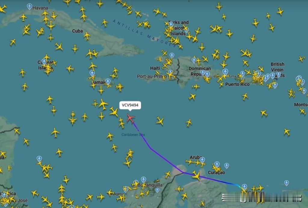 委内瑞拉总统尼古拉斯·马杜罗也是牛人，胆识过人，真硬汉！

在美国大军云集兵临城