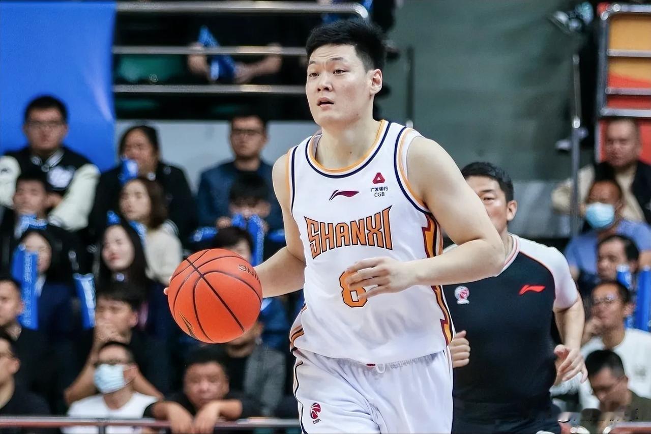 昨晚，CBA第一轮比赛继续震撼上演，两大意外冷门震撼篮坛：
1. 山西主场爆冷，