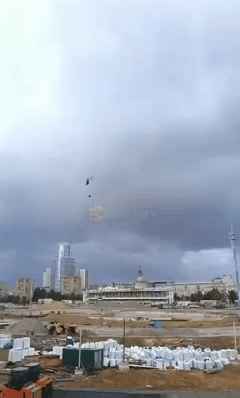 🇷🇺🇺🇦⚡️ 俄罗斯继续加强莫斯科的防空网络，在高层建筑顶部部署防空系统