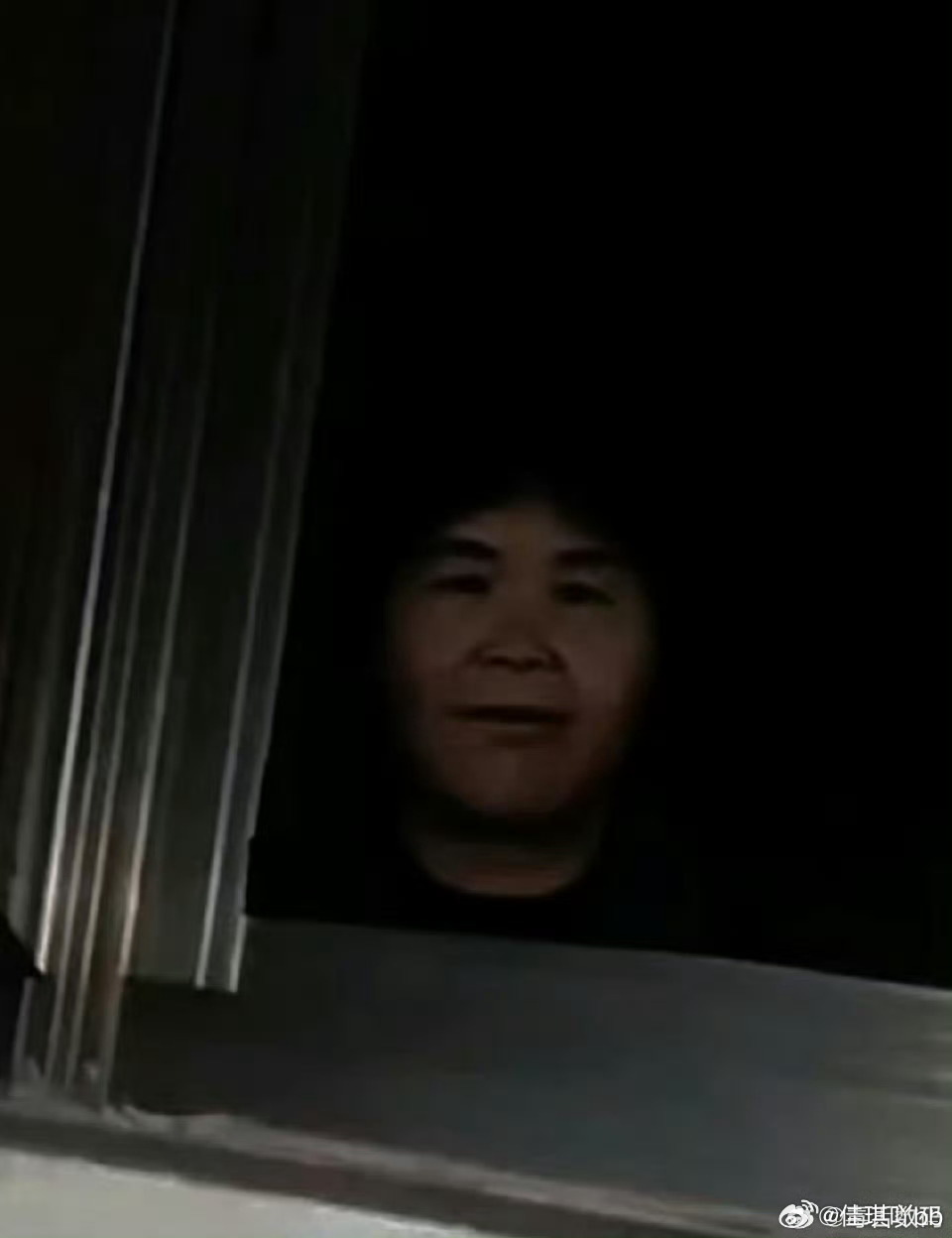 梅姨被逮捕这个面相看着就吓人😟 