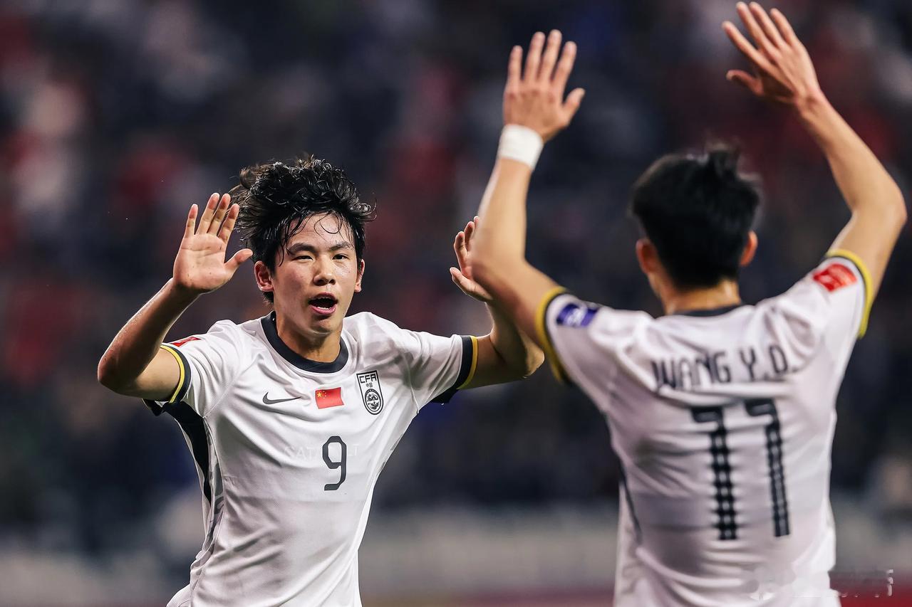 国足什么时候能进世界杯？
2030年世界杯，比这届概率大一点，但应该希望也不大。