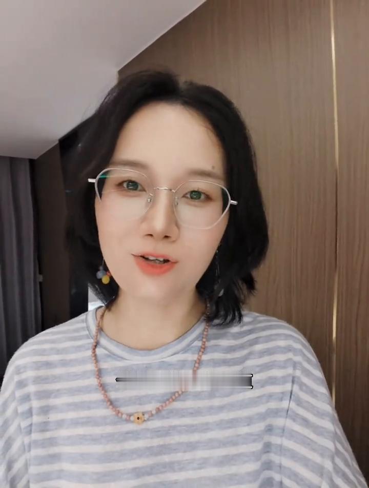 经常买彩票的人只是想撑住。
经常买彩票的人真的不知道自己中不了吗？其实他们比谁都