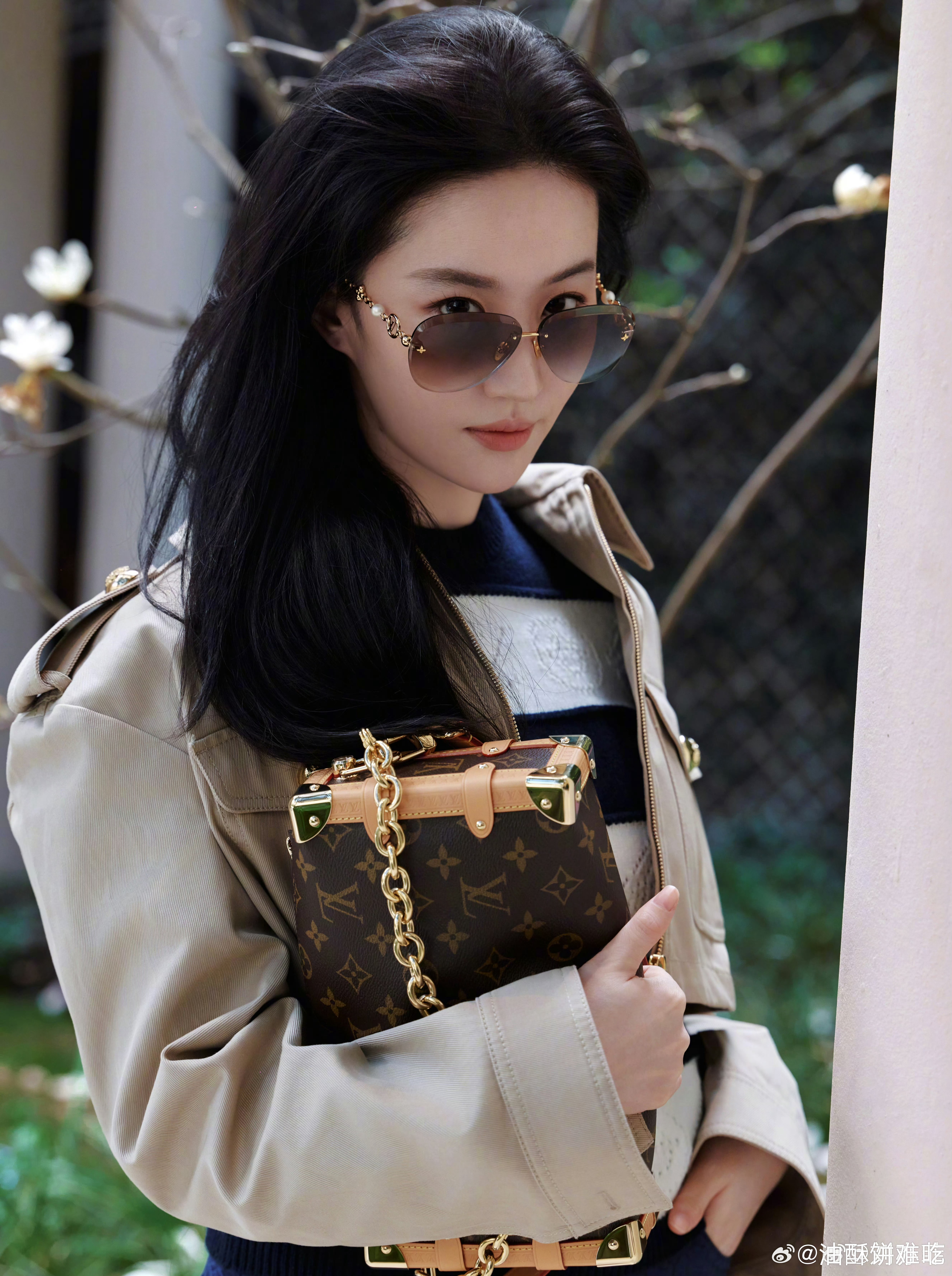 我仙永远自信放光芒！美