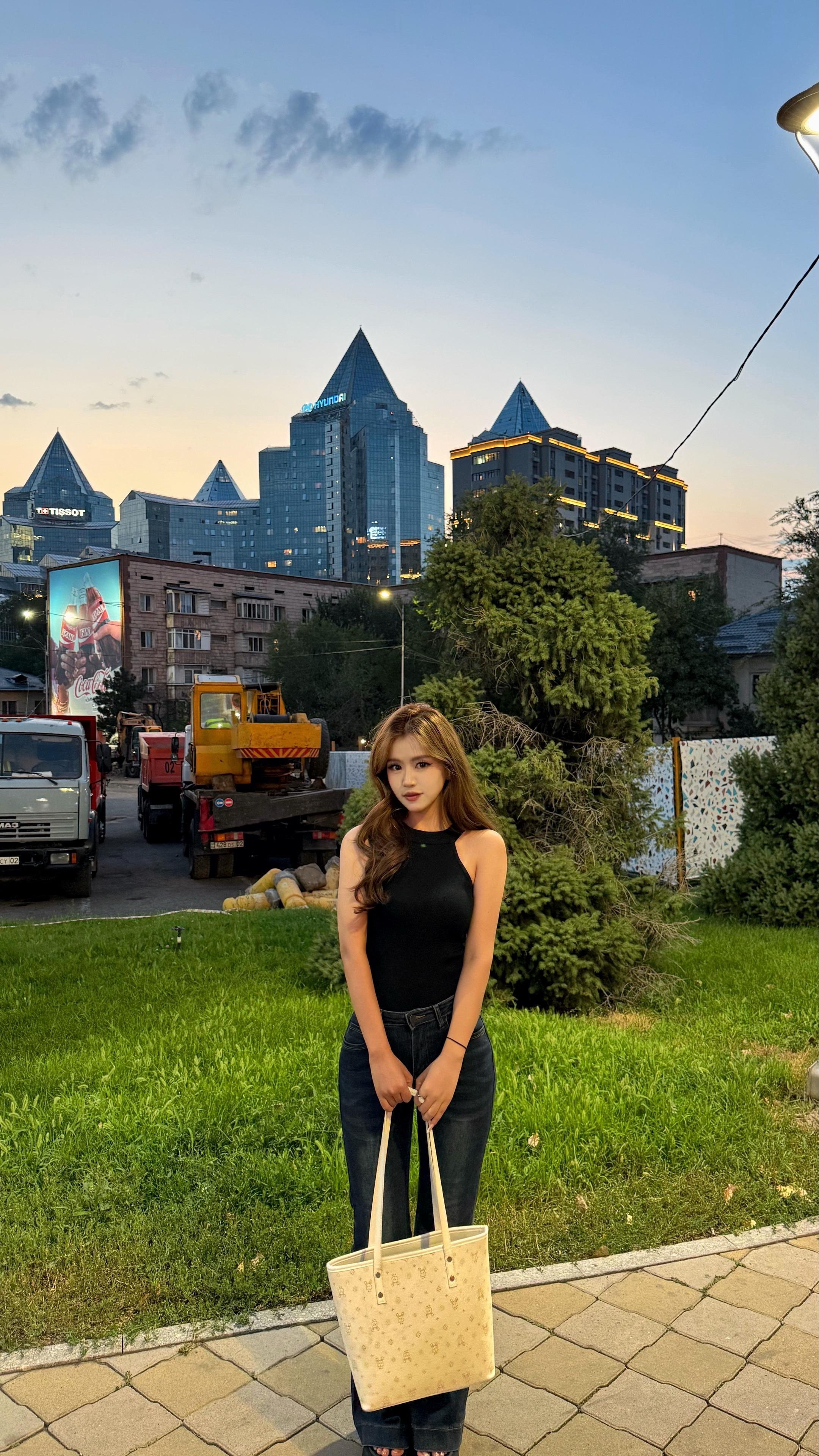 希望你的眼睛可以一直笑 想要的都得到