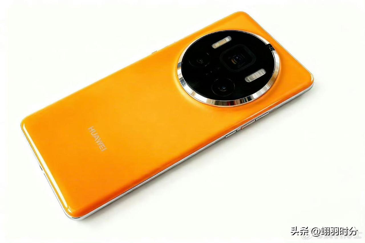 华为mate 80最新清晰照曝光。
目前网络上流传着大量华为mate 80的图片