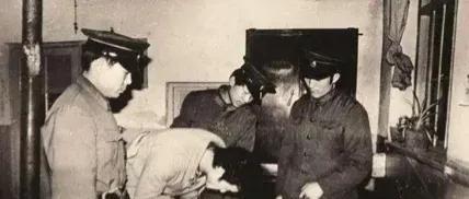 一个村子里的秘密，一场交易换来的命，六十小时就破了
1980年吉林海龙县出了个案