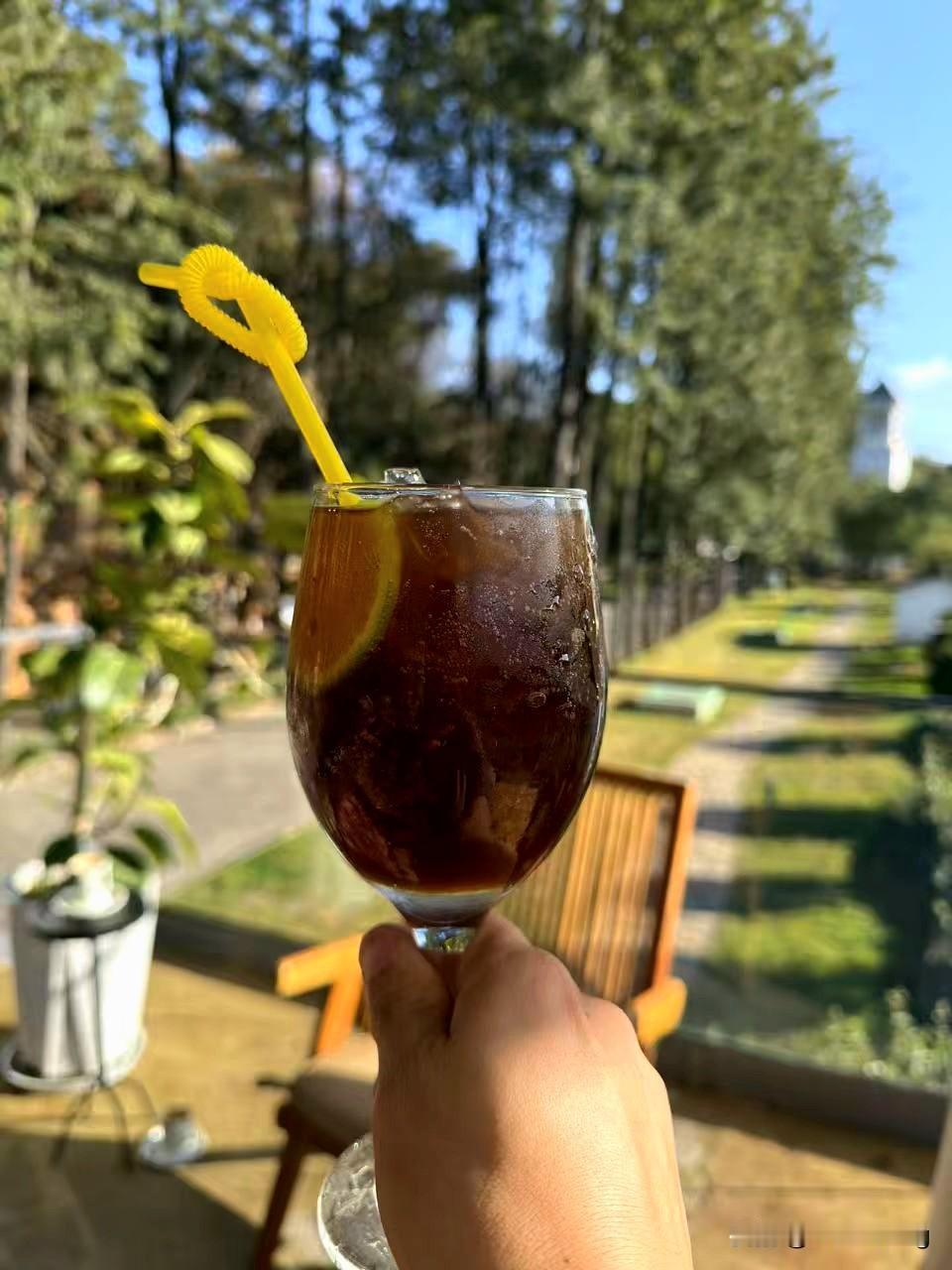 今天广东的最低气温是10度以下。然后神奇的事情就来了，我发现大家早上起来上班可能